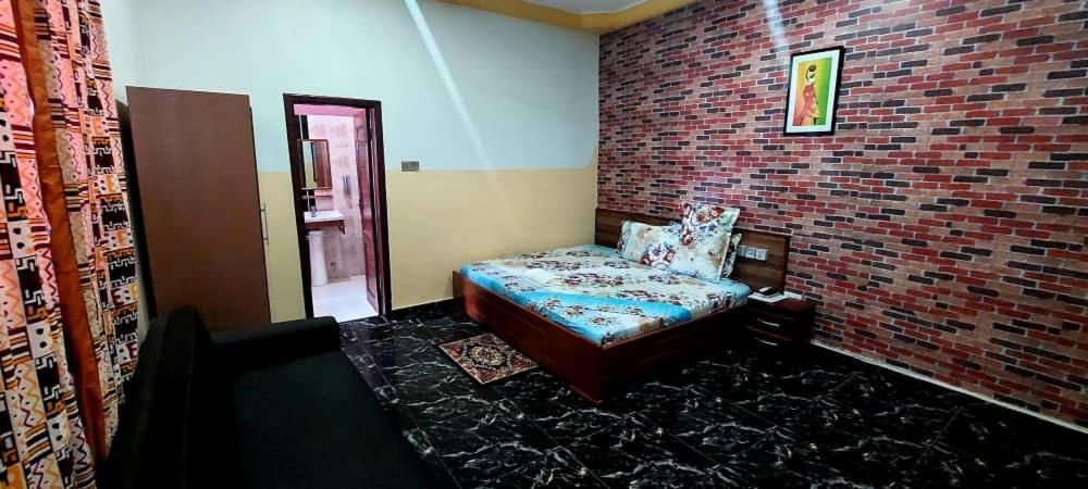 Kikis Court Resort Hohoe Exterior photo